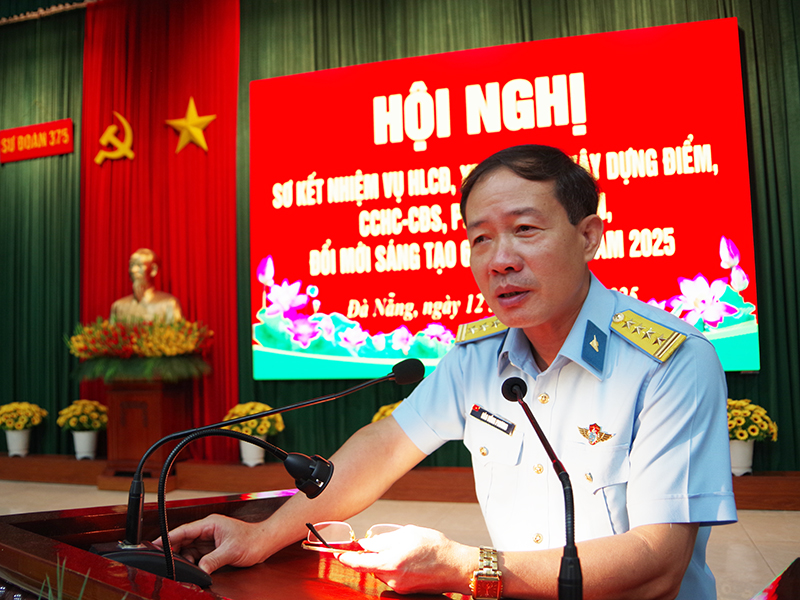 Sư đoàn 365 sơ kết nhiệm vụ huấn luyện chiến đấu, xây dựng chính quy, quản lý kỷ luật, xây dựng điểm, cải cách hành chính và chuyển đổi số 6 tháng đầu năm 2025