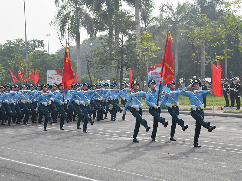 Chiến sĩ “canh trời” thực hiện nhiệm vụ A80