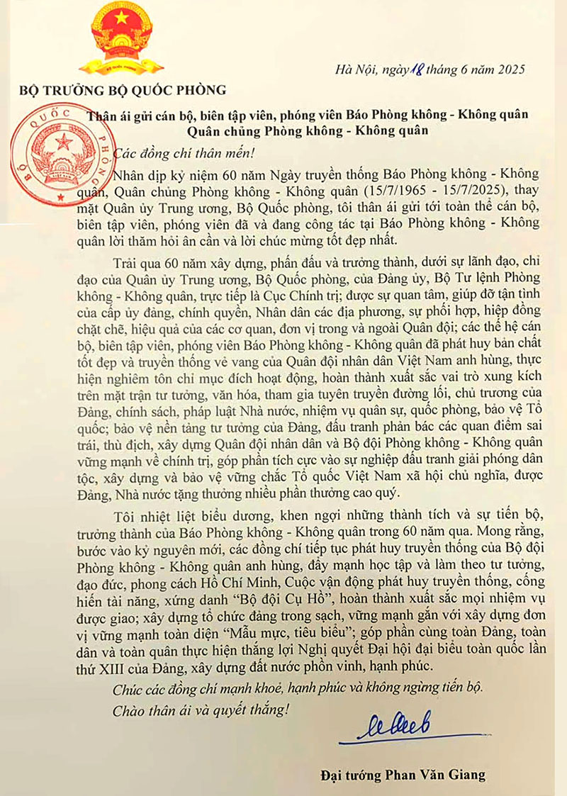 Đại tướng Phan Văn Giang gửi thư chúc mừng 60 năm Ngày truyền thống Báo Phòng không - Không quân (15-7-1965 / 15-7-2025)