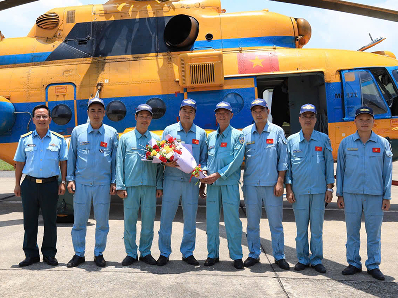 Quân chủng Phòng không - Không quân khẩn trương triển khai công tác cứu trợ đồng bào tỉnh Điện Biên