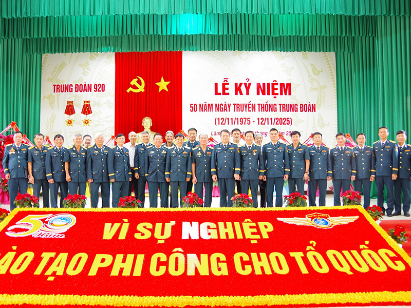 Trung đoàn 920 tổ chức Lễ kỷ niệm 50 năm Ngày truyền thống (12-11-1975/12-11-2025)