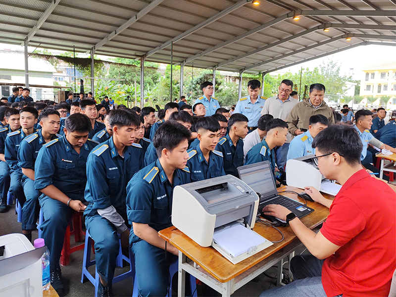 Trường Sĩ quan Không quân phối hợp tổ chức Ngày hội hiến máu tình nguyện năm 2025