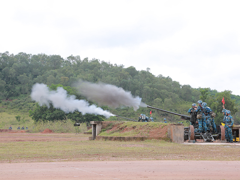 Quân chủng Phòng không - Không quân bế mạc Diễn tập chiến thuật vòng tổng hợp phân đội tên lửa phòng không, pháo phòng không và Zsu-23-4M năm 2025