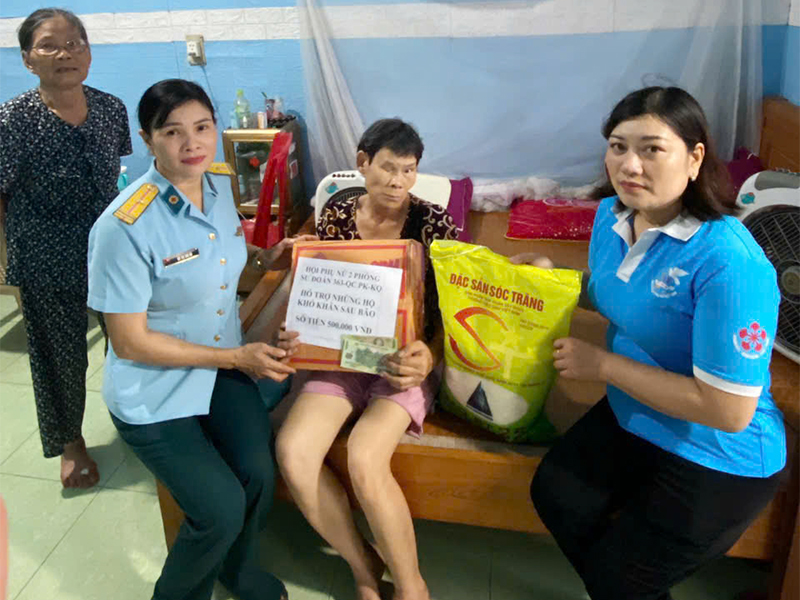 Hạnh phúc là được sẻ chia