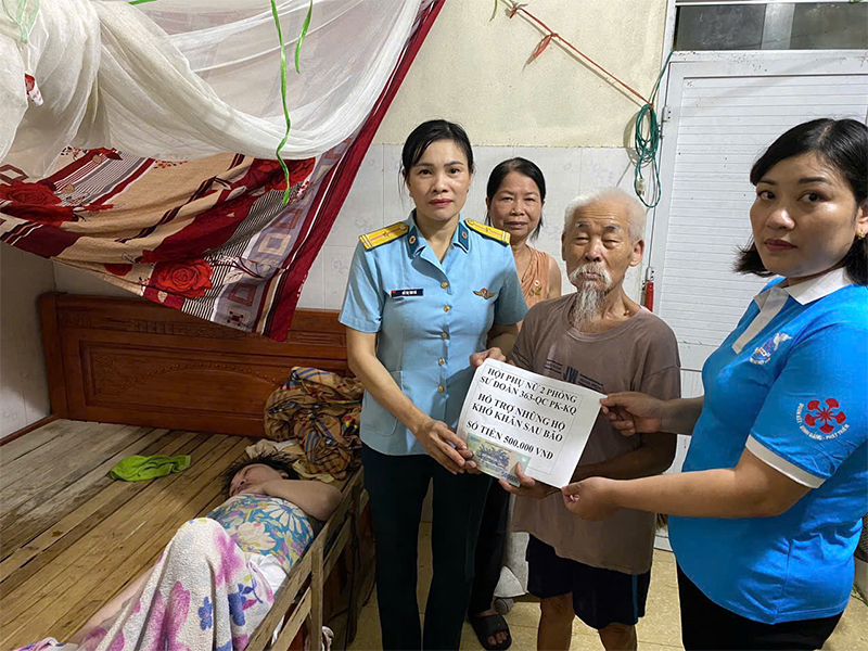 Hạnh phúc là được sẻ chia