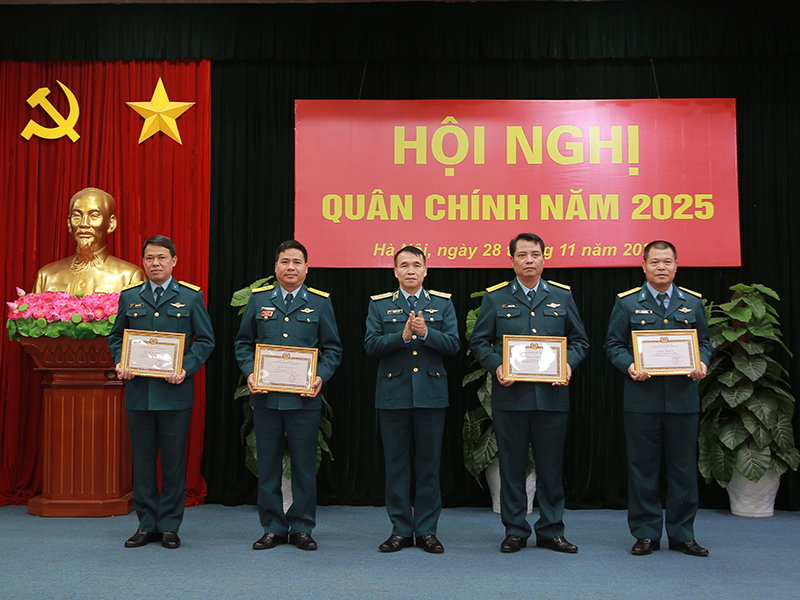 Cục Chính trị Phòng không - Không quân tổ chức Hội nghị quân chính năm 2025