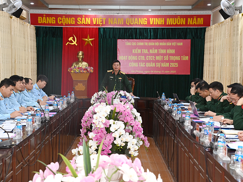 Tổng cục Chính trị kiểm tra công tác Đảng, công tác chính trị và công tác quân sự năm 2025 tại Sư đoàn 363