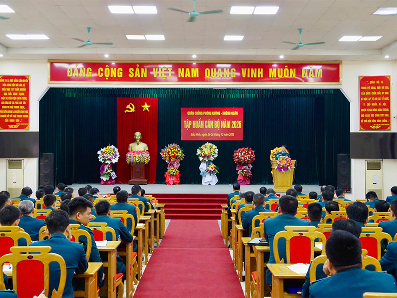 Qu&acirc;n chủng Ph&ograve;ng kh&ocirc;ng - Kh&ocirc;ng qu&acirc;n khai mạc tập huấn c&aacute;n bộ năm 2026