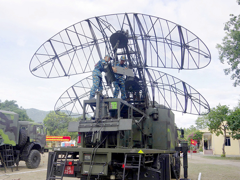 Huấn luyện giỏi để quản lý, bảo vệ vùng trời