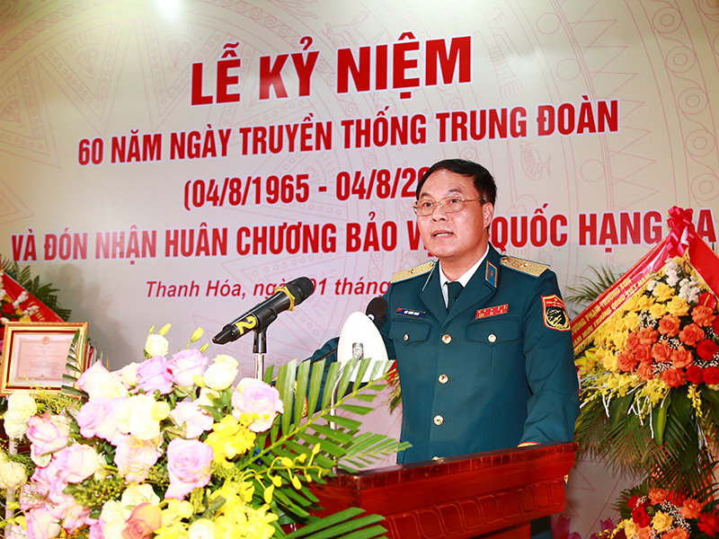 Trung đoàn Không quân 923 tổ chức Lễ kỷ niệm 60 năm Ngày truyền thống và đón nhận Huân chương Bảo vệ Tổ quốc hạng Ba