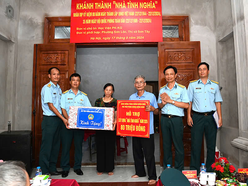 Giúp dân từ những việc làm thiết thực