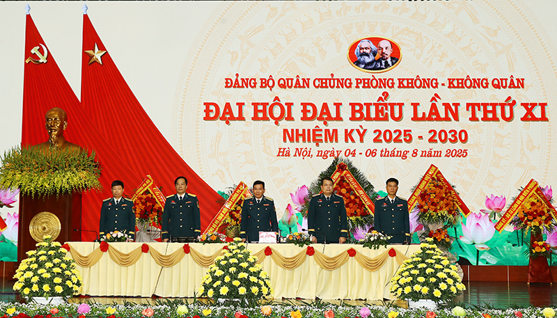 Khai mạc Đại hội đại biểu Đảng bộ Quân chủng Phòng không - Không quân lần thứ XI, nhiệm kỳ 2025-2030