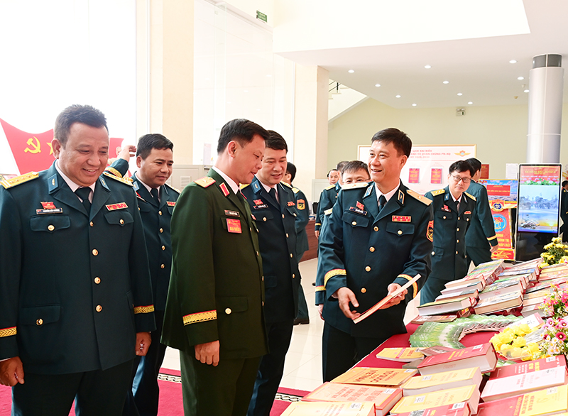 Khai mạc Đại hội đại biểu Đảng bộ Quân chủng Phòng không - Không quân lần thứ XI, nhiệm kỳ 2025-2030