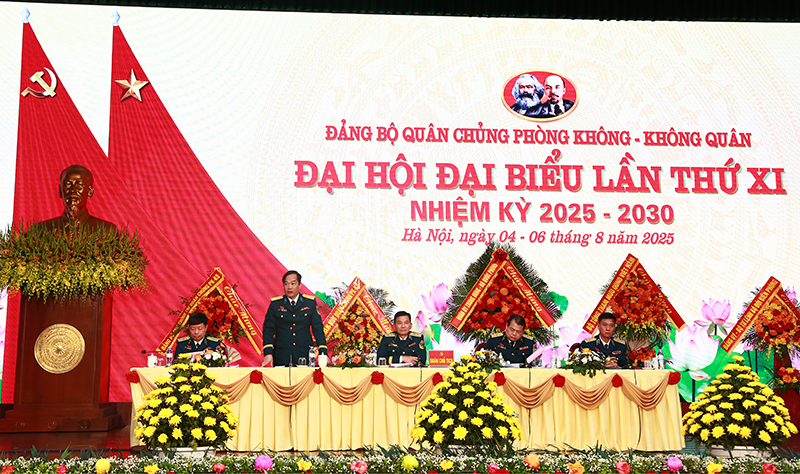 Đại hội đại biểu Đảng bộ Quân chủng Phòng không - Không quân lần thứ XI, nhiệm kỳ 2025-2030 thành công tốt đẹp