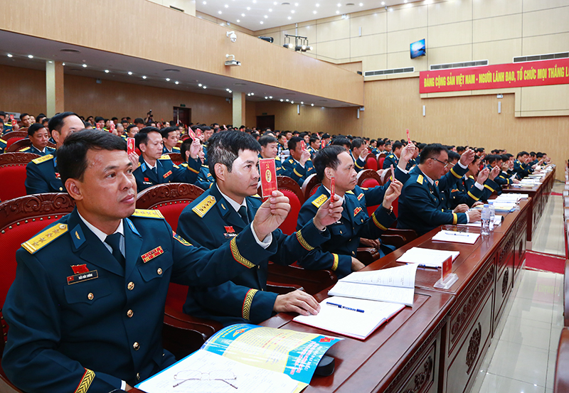 Đại hội đại biểu Đảng bộ Quân chủng Phòng không - Không quân lần thứ XI, nhiệm kỳ 2025-2030 thành công tốt đẹp