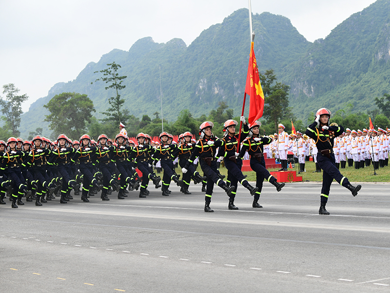 Lực lượng diễu binh, diễu hành tiếp tục tổng hợp luyện lần thứ ba