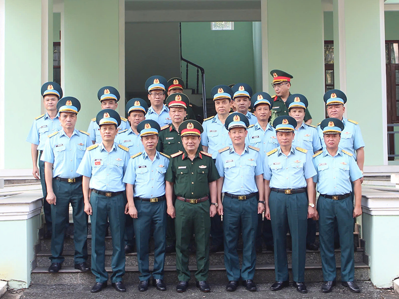 Thượng tướng Lê Huy Vịnh kiểm thăm, làm việc với Nhà máy A29
