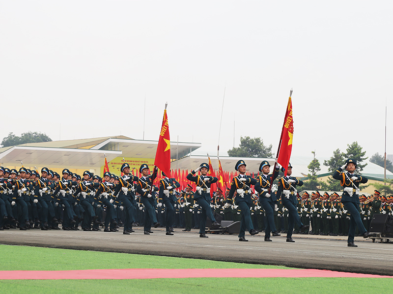 Đại tướng Nguyễn Tân Cương chủ trì Tổng hợp luyện diễu binh, diễu hành Kỷ niệm 50 năm Ngày giải phóng miền Nam, thống nhất đất nước
