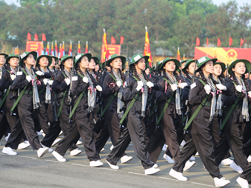 Đại tướng Nguyễn Tân Cương chủ trì Tổng hợp luyện diễu binh, diễu hành Kỷ niệm 50 năm Ngày giải phóng miền Nam, thống nhất đất nước