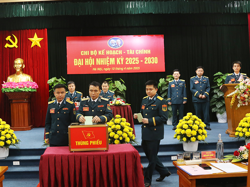 Chi bộ Kế hoạch - Tài chính, Cục Chính trị PK- KQ tổ chức Đại hội nhiệm kỳ 2025 - 2030