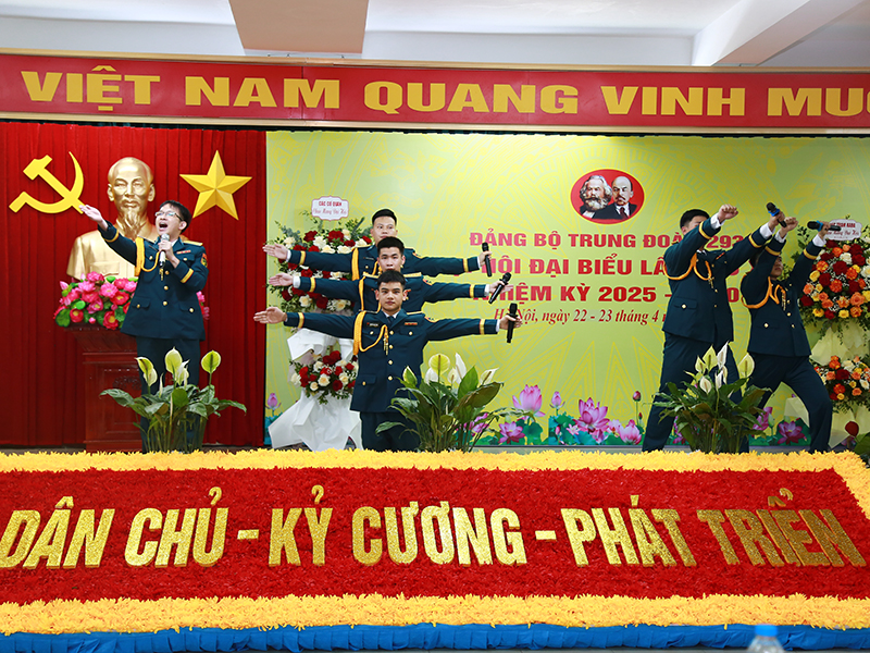 Đảng bộ Trung đoàn Ra đa 293 tổ chức Đại hội đại biểu lần thứ XX, nhiệm kỳ 2025-2030