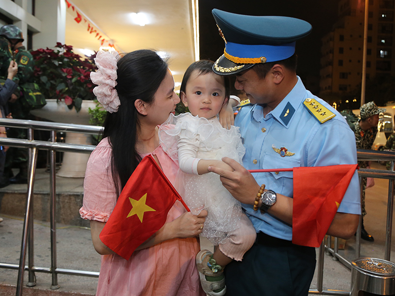 Quân chủng Phòng không - Không quân giao nhiệm vụ cơ động lực lượng, phương tiện tham gia Lễ kỷ niệm 50 năm Ngày giải phóng Miền Nam, thống nhất đất nước