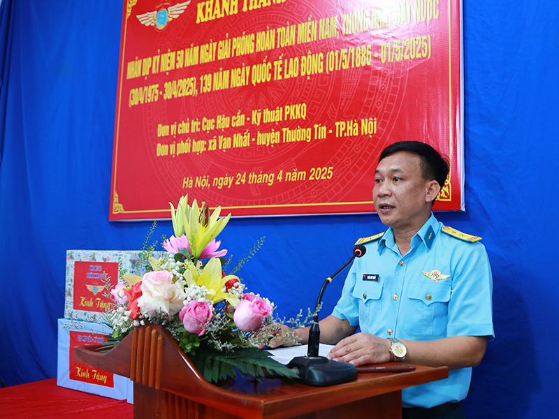 Cục Hậu cần - Kỹ thuật Quân chủng PK-KQ bàn giao “Nhà tình nghĩa” tặng gia đình Thiếu tá QNCN Trần Quang Anh