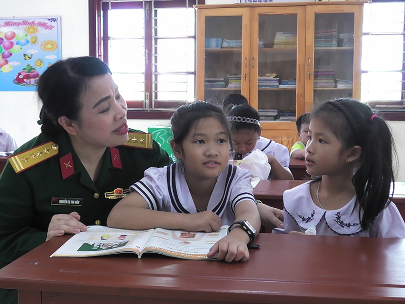 Đoàn công tác Tổng cục Chính trị thăm, kiểm tra tại quần đảo Trường Sa, Nhà giàn DK1