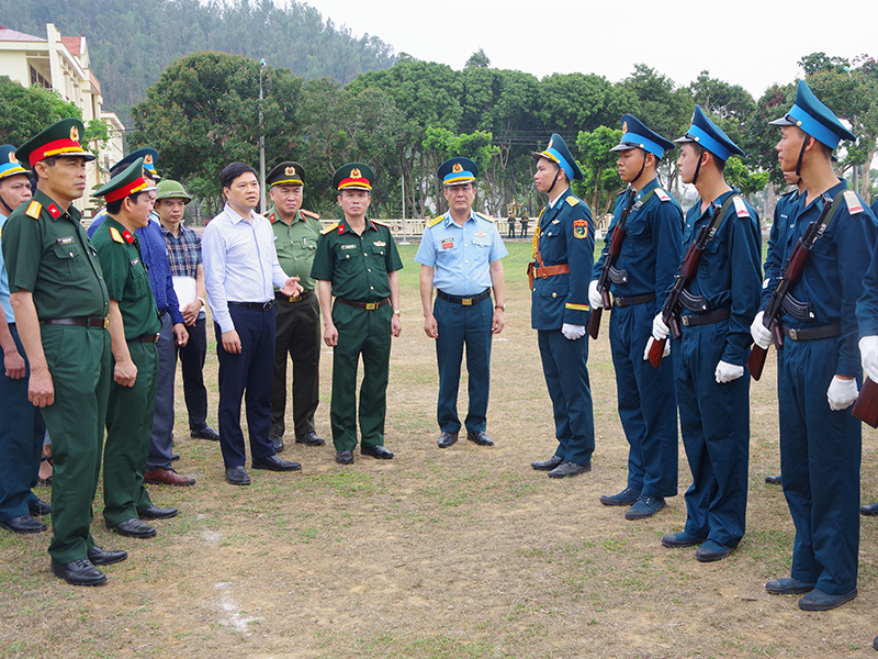 Lãnh đạo TP Hải phòng thăm, động viên khối cán bộ, chiến sĩ Sư đoàn 363 tham gia diễu duyệt tại Lễ kỷ niệm 70 năm Ngày giải phóng Hải phòng