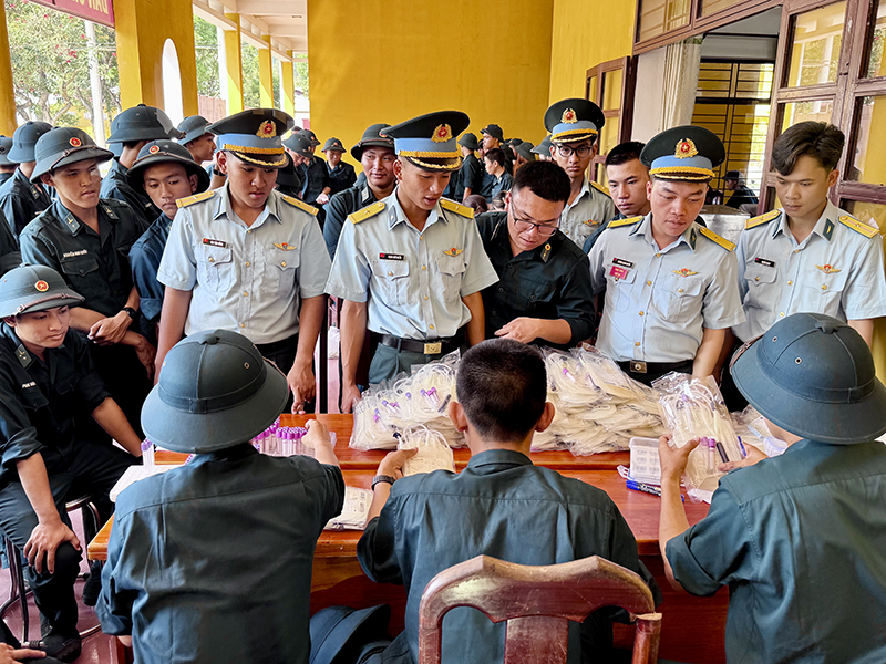Tuổi trẻ Sư đoàn 375 hưởng ứng chương trình hiến máu tình nguyện năm 2025