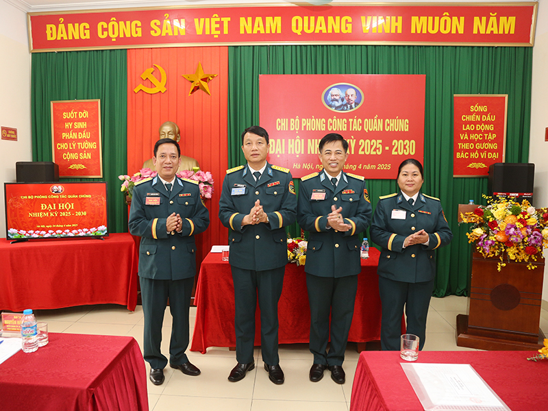 Chi bộ Phòng Công tác quần chúng tổ chức Đại hội nhiệm kỳ 2025-2030