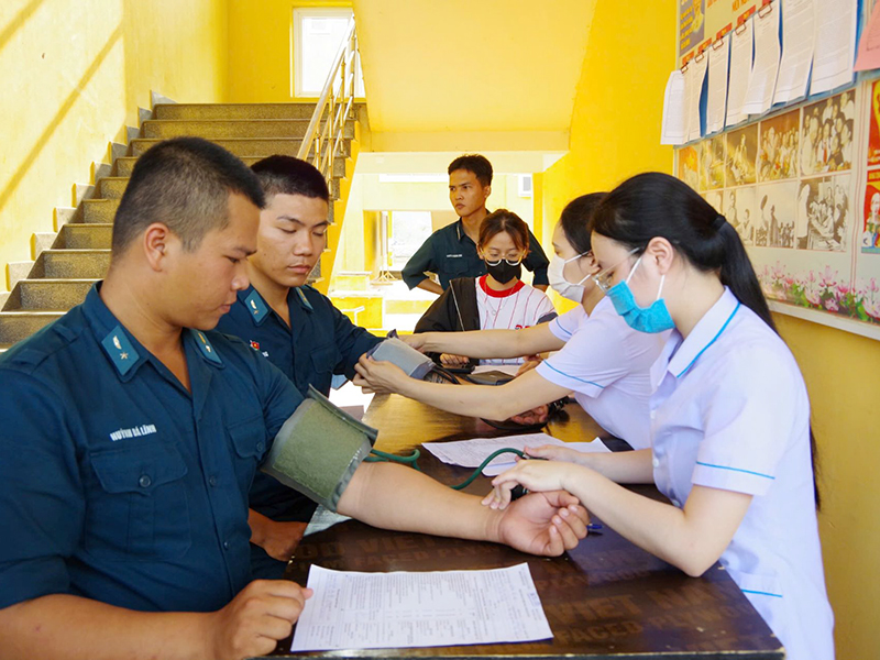 Tuổi trẻ Sư đoàn 372 tích cực hưởng ứng Chương trình hiến máu tình nguyện năm 2025