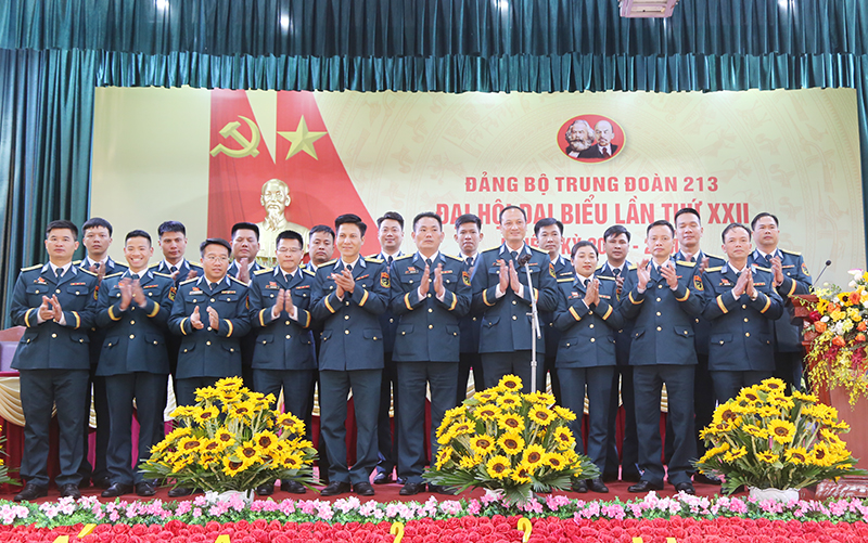 Đảng bộ Trung đoàn 213 tổ chức thành công Đại hội đại biểu nhiệm kỳ 2025-2030