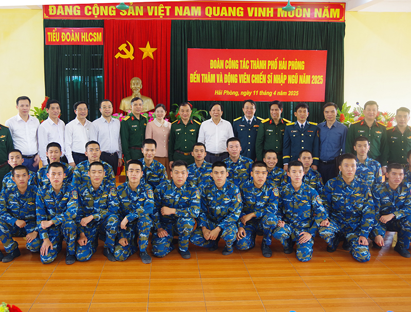 Đoàn công tác Thành phố Hải phòng thăm, động viên chiến sĩ nhập ngũ năm 2025 tại Tiểu đoàn huấn luyện chiến sĩ mới, Sư đoàn 363