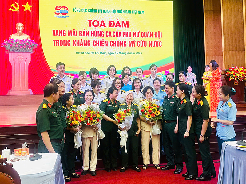 Tổng cục Chính trị tổ chức Tọa đàm “Vang mãi bản hùng ca của Phụ nữ Quân đội trong kháng chiến chống Mỹ, cứu nước”
