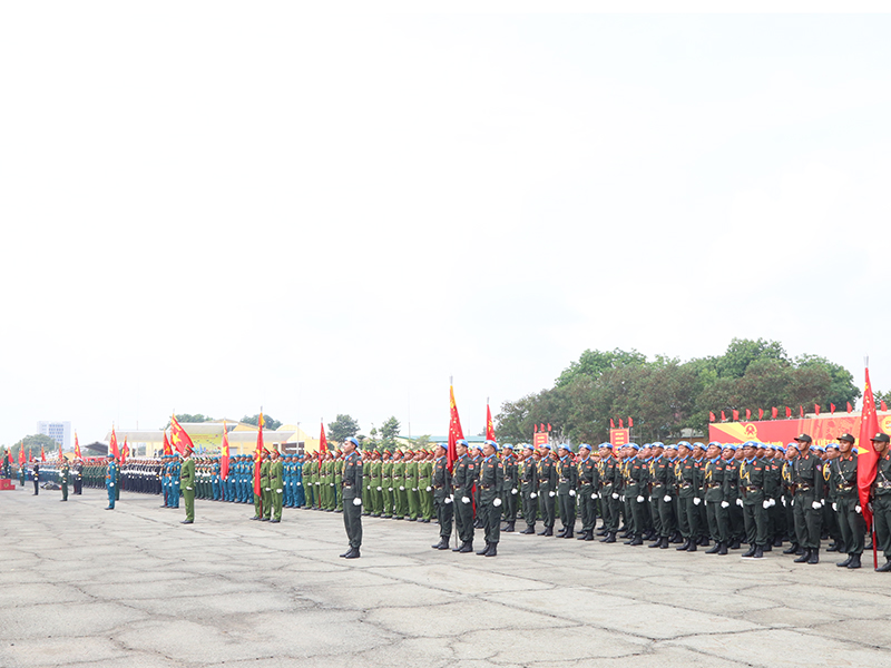 Tổng hợp luyện diễu binh, diễu hành kỷ niệm 50 năm ngày giải phóng miền Nam, thống nhất đất nước