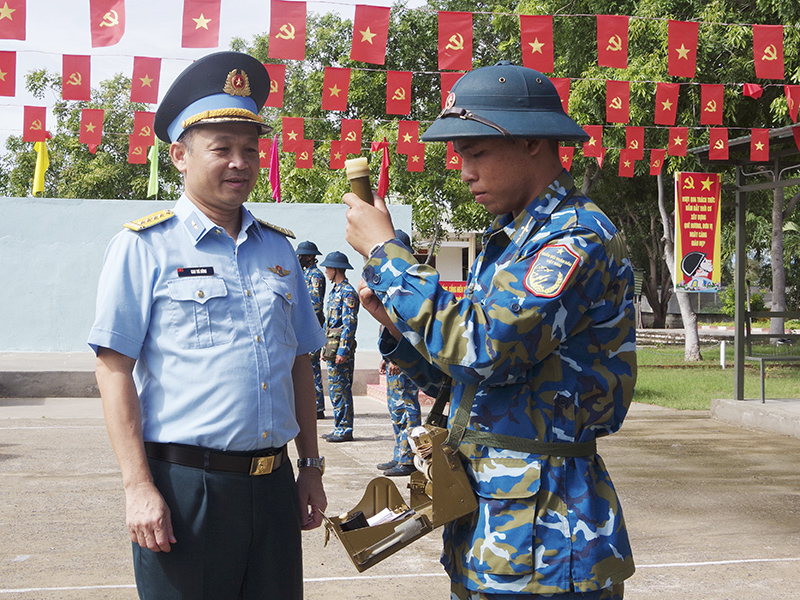 Bộ Tham mưu, Quân chủng Phòng không - Không quân kiểm tra kết quả công tác phòng hóa 9 tháng đầu năm 2025 tại Trung đoàn 591