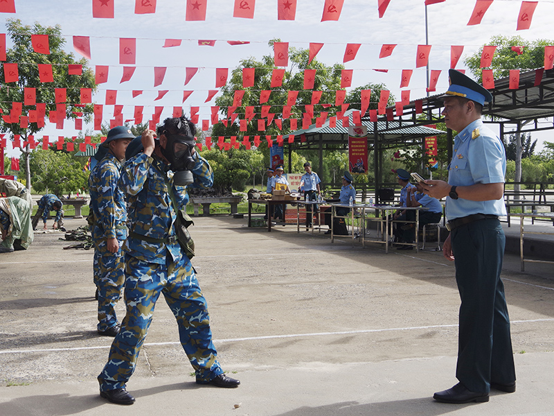 Bộ Tham mưu, Quân chủng Phòng không - Không quân kiểm tra kết quả công tác phòng hóa 9 tháng đầu năm 2025 tại Trung đoàn 591
