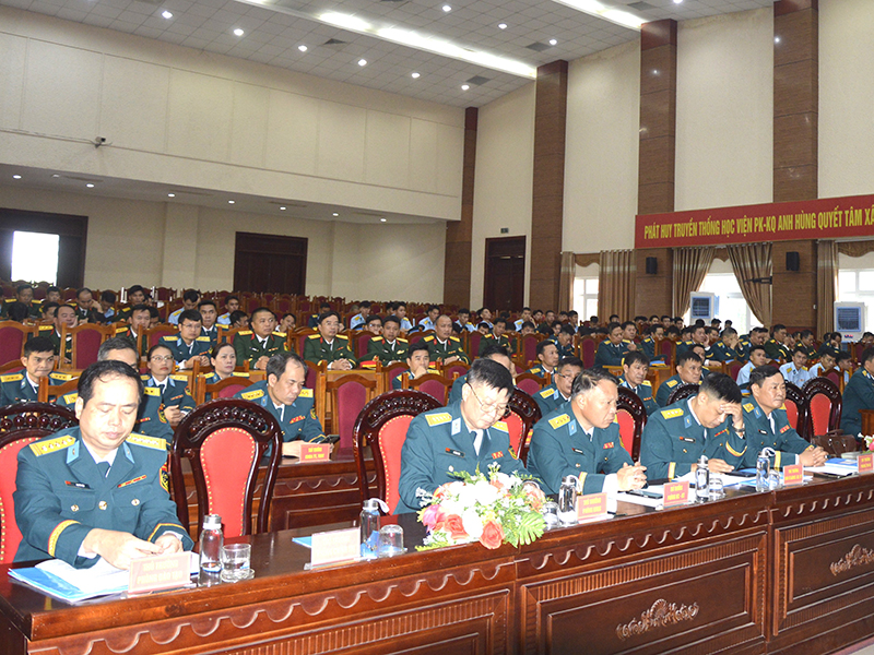 Học viện Phòng không - Không quân tổ chức Lễ tốt nghiệp các khóa học viên ra trường đợt 3 năm 2025
