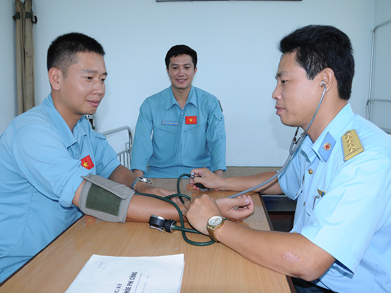 Thực hiện hiệu quả công tác bảo đảm quân y hàng không