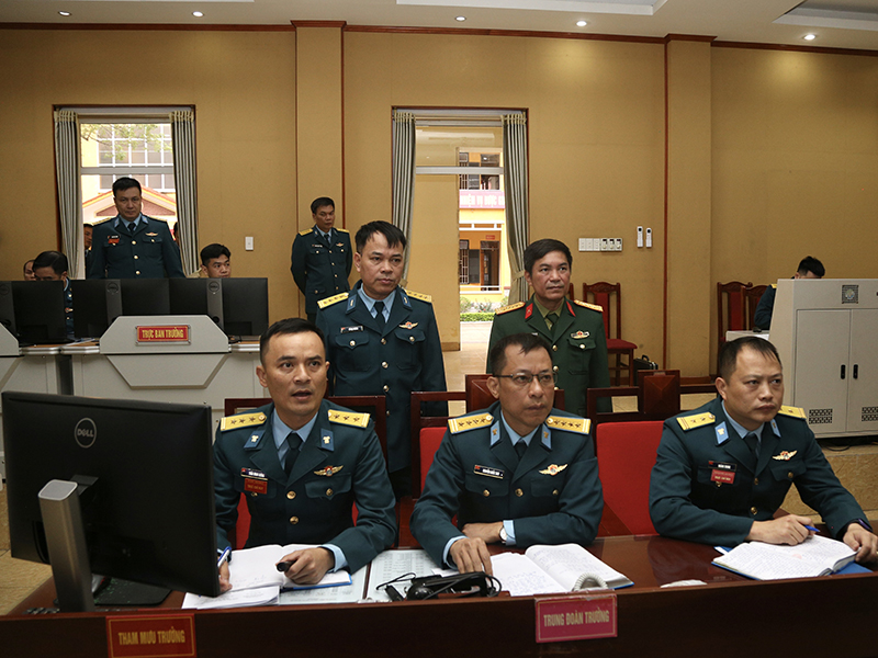 Bộ Quốc phòng kiểm tra Sư đoàn 365