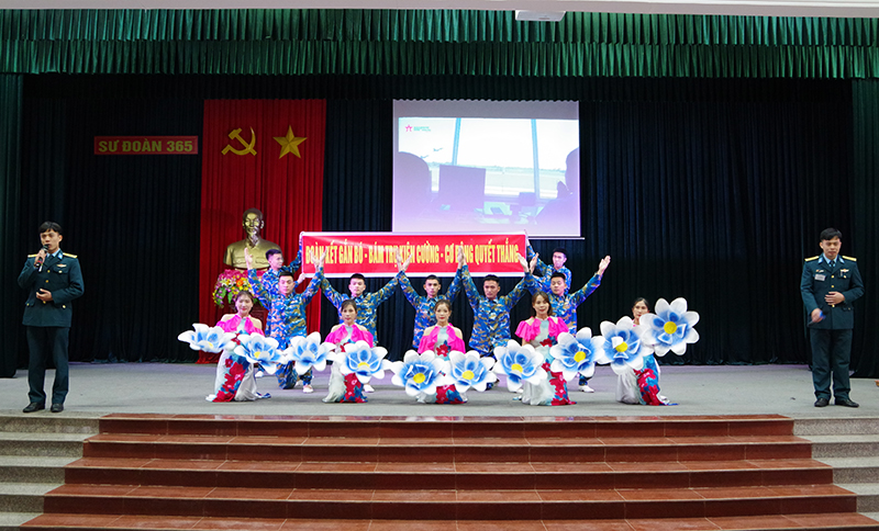 Sư đoàn 365 tổ chức Hội thi tuyên truyền phát huy phẩm chất “Bộ đội Cụ Hồ”, kiên quyết chống chủ nghĩa cá nhân trong tình hình mới