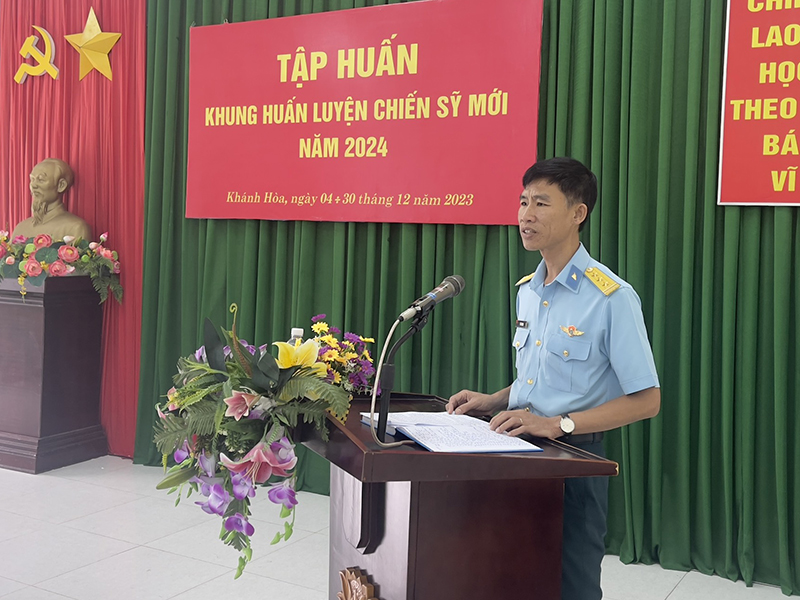 Sư đoàn 377 khai mạc tập huấn khung huấn luyện chiến sĩ mới năm 2024