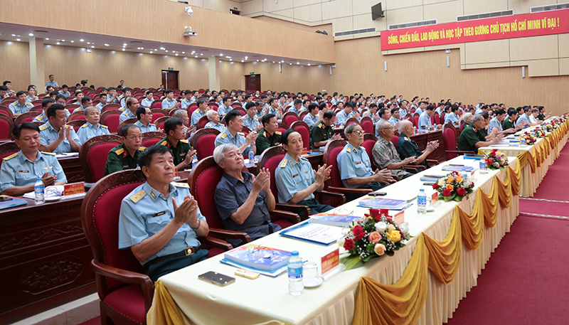 Hội thảo khoa học “Quân chủng Phòng không - Không quân 60 năm xây dựng, chiến đấu và phát triển”