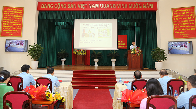 Hội phụ nữ 4 cơ quan Quân chủng gặp mặt chào mừng kỷ niệm 93 năm Ngày thành lập Hội Liên hiệp Phụ nữ Việt Nam và 60 năm Ngày truyền thông Quân chủng Phòng không - Không quân