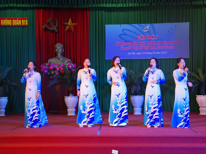 Lữ đoàn 918 tổ chức gặp mặt nhân kỷ niệm 93 năm Ngày thành lập Hội Liên hiệp Phụ nữ Việt Nam