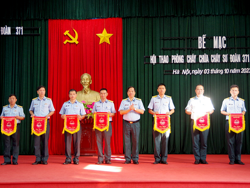 Sư đoàn 371 tổ chức Hội thao Phòng cháy, chữa cháy năm 2023