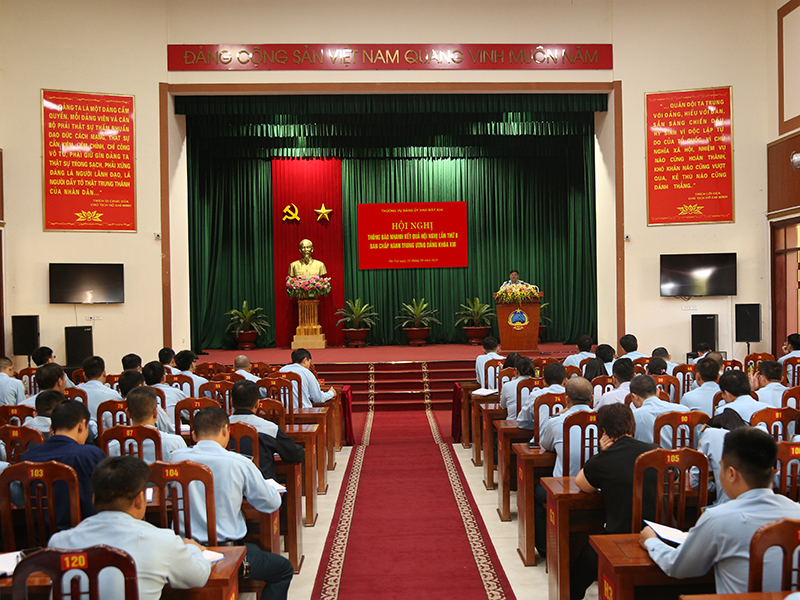 Nhà máy A34 thông báo nhanh kết quả Hội nghị lần thứ 8, BCH Trung ương Đảng khóa XIII
