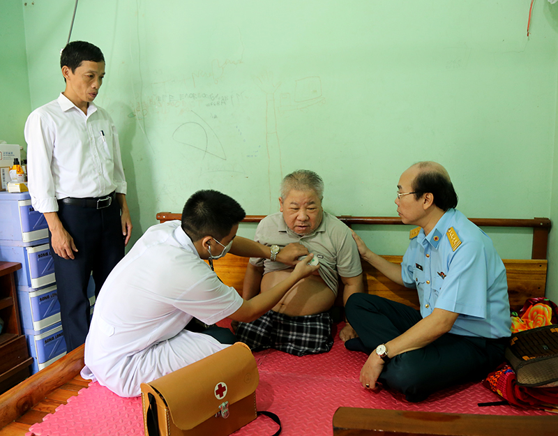 Quân chủng Phòng không - Không quân tổ chức các hoạt động hành quân về nguồn tại xã Vinh Quang, huyện Chiêm Hóa, tỉnh Tuyên Quang