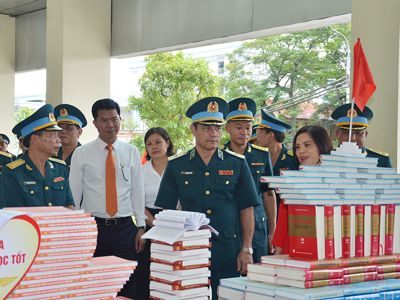 Các học viện, nhà trường trong Quân chủng Phòng không-Không quân khai giảng năm học 2023-2024